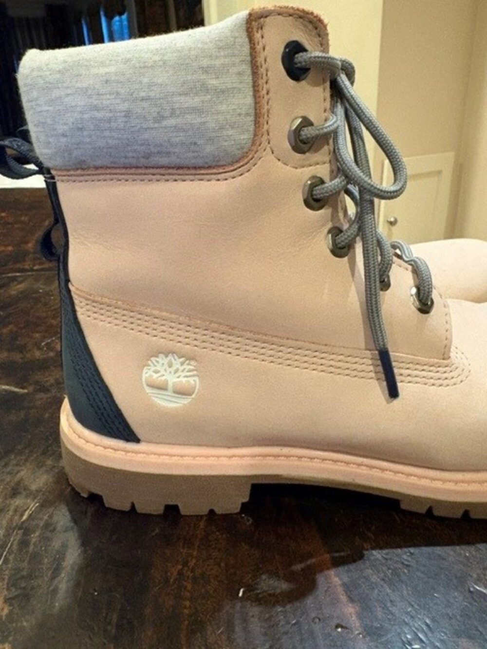 Timberland Linden Wood 6'Waterproof Boot in Light Pink & Grey Fabric/felt padded